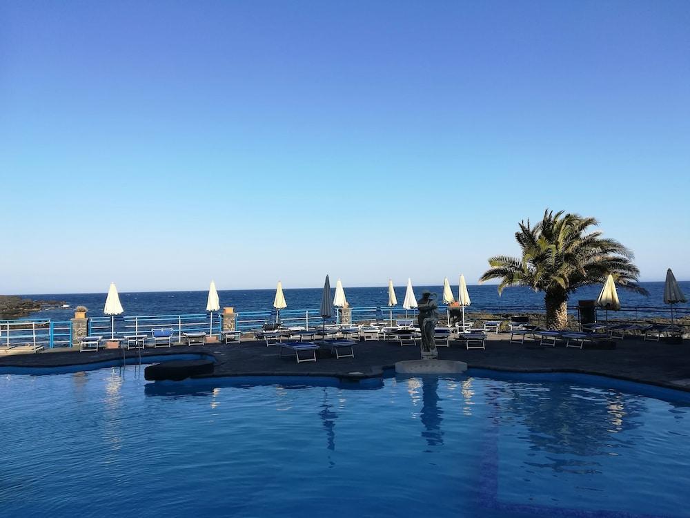 Hotel Nike Giardini Naxos Esterno foto