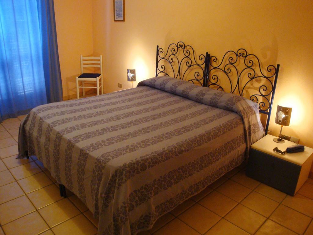 Hotel Nike Giardini Naxos Esterno foto