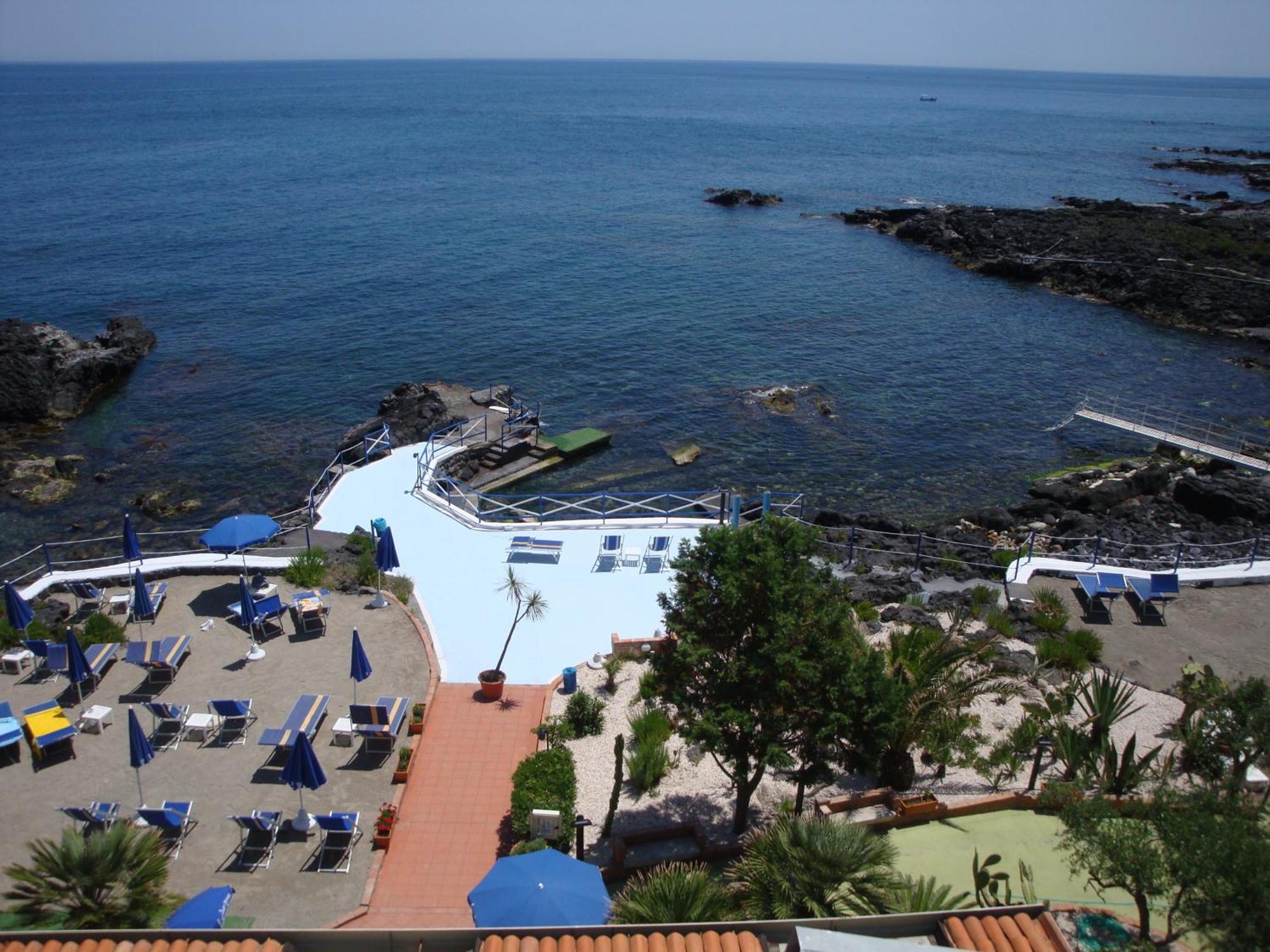 Hotel Nike Giardini Naxos Esterno foto