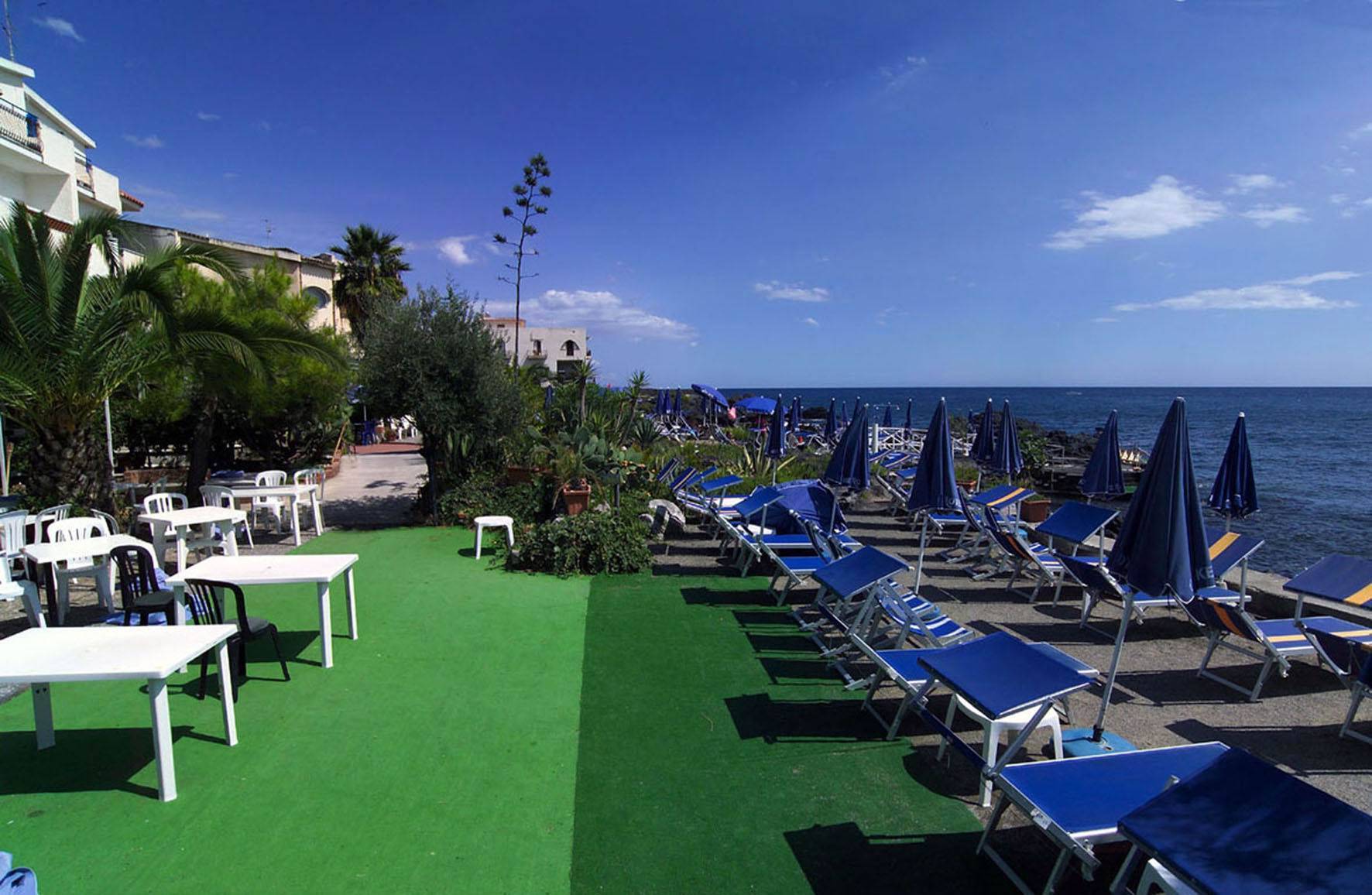 Hotel Nike Giardini Naxos Esterno foto