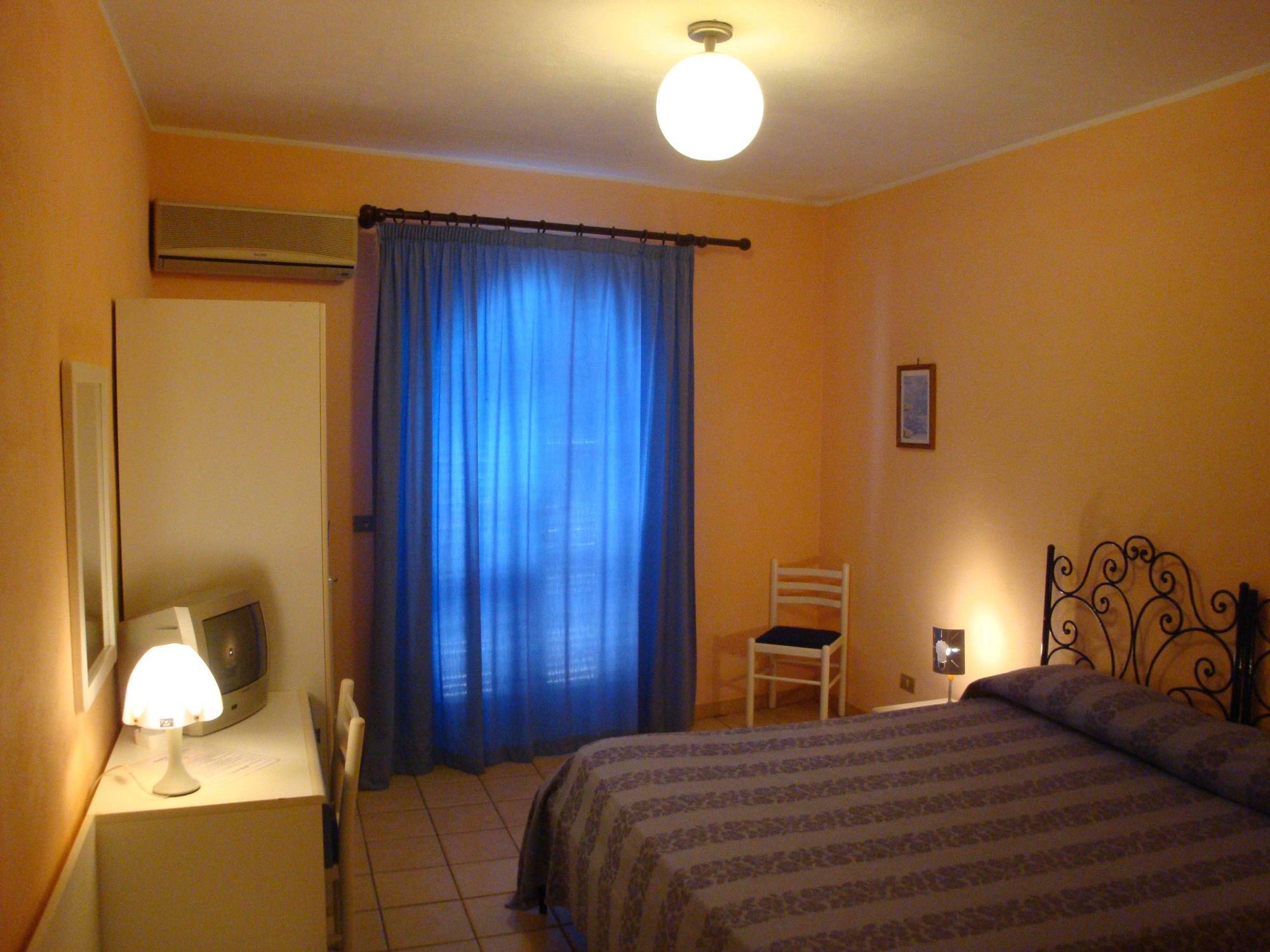 Hotel Nike Giardini Naxos Esterno foto