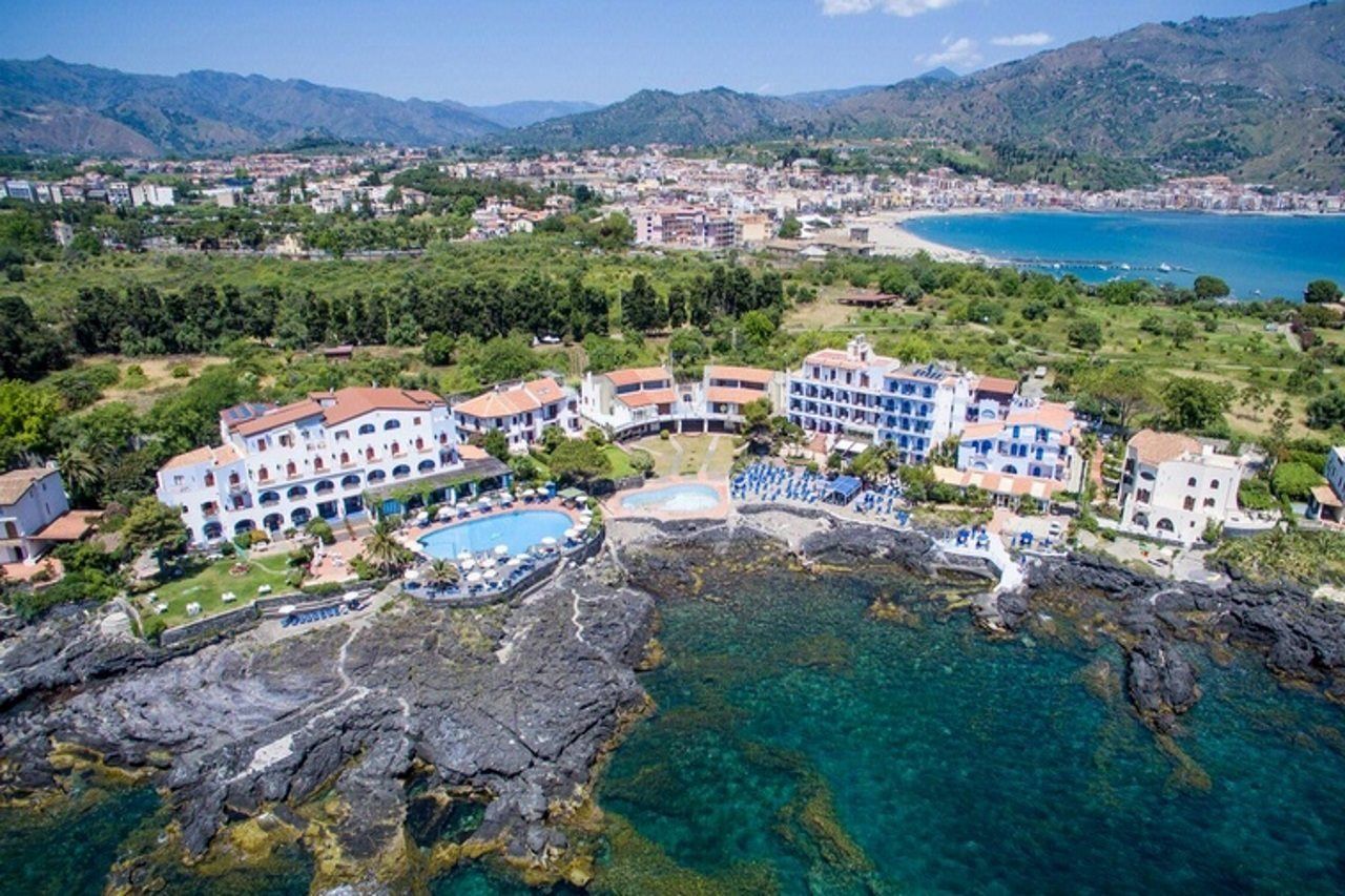 Hotel Nike Giardini Naxos Esterno foto