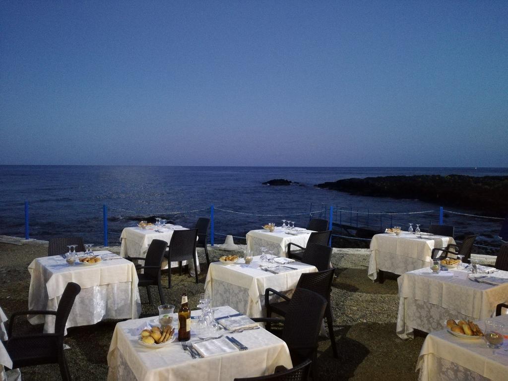Hotel Nike Giardini Naxos Esterno foto